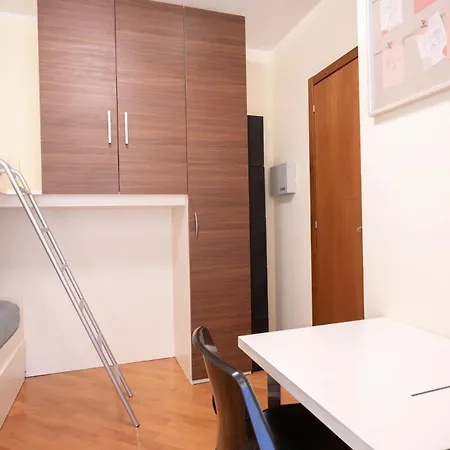 Lejlighed - In 5 Minutes From Lecco Center